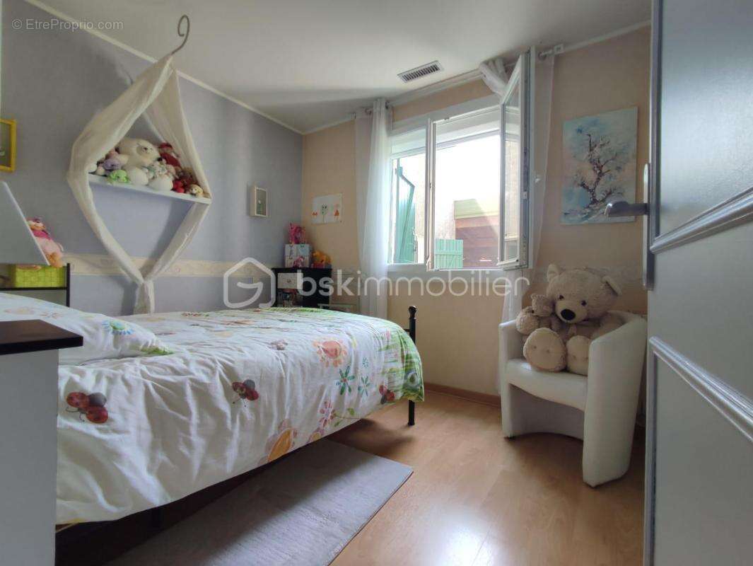 Maison à SAINT-SULPICE