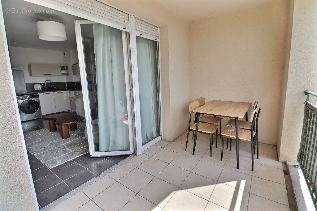 Appartement à PUGET-SUR-ARGENS