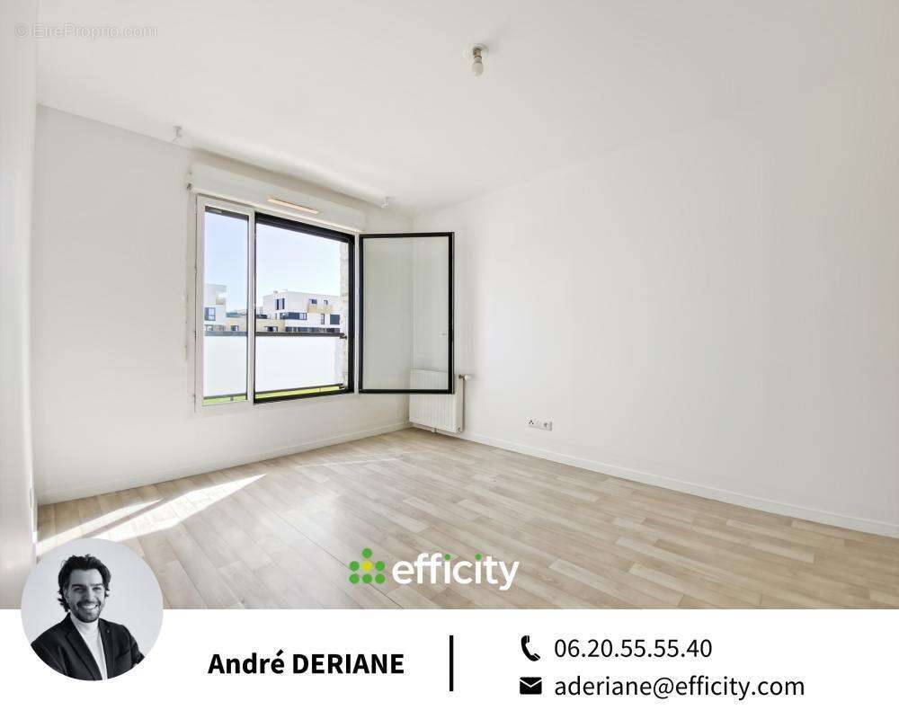 Appartement à SAINT-CYR-L'ECOLE