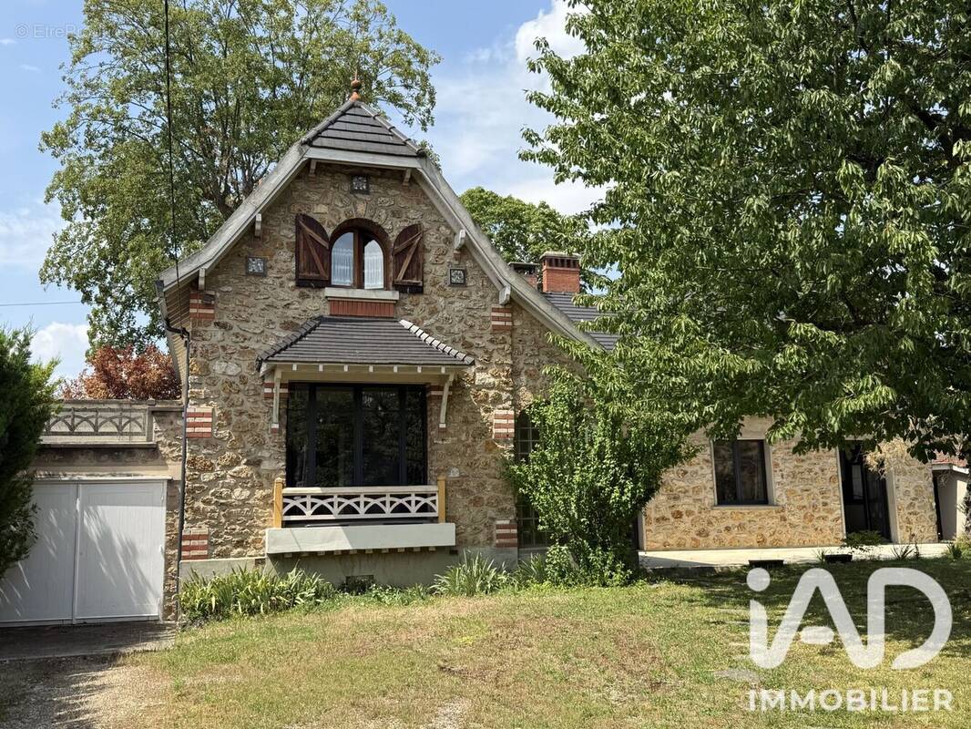 Photo 1 - Maison à SOISY-SUR-SEINE