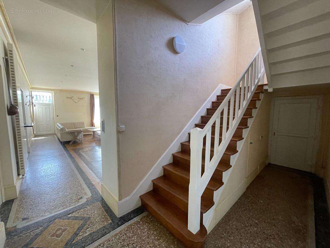 Propriétés Varennes Changy - photo 17