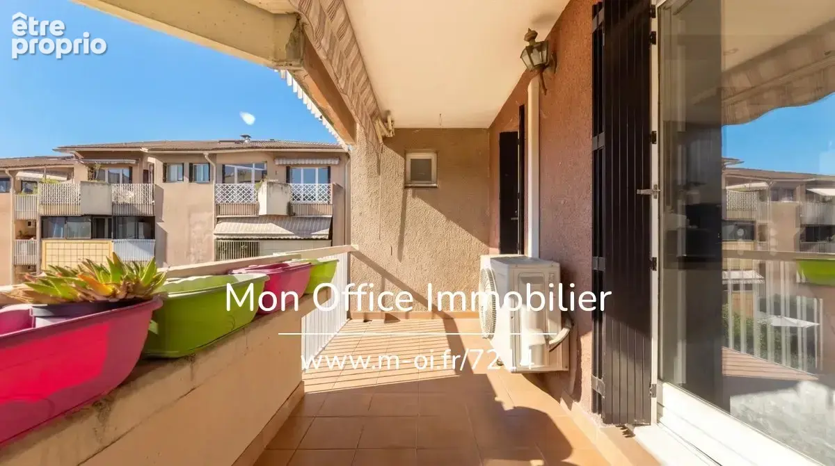Référence : 7214-GBE - Appartement 4 pièces avec  terrasse - photo 2