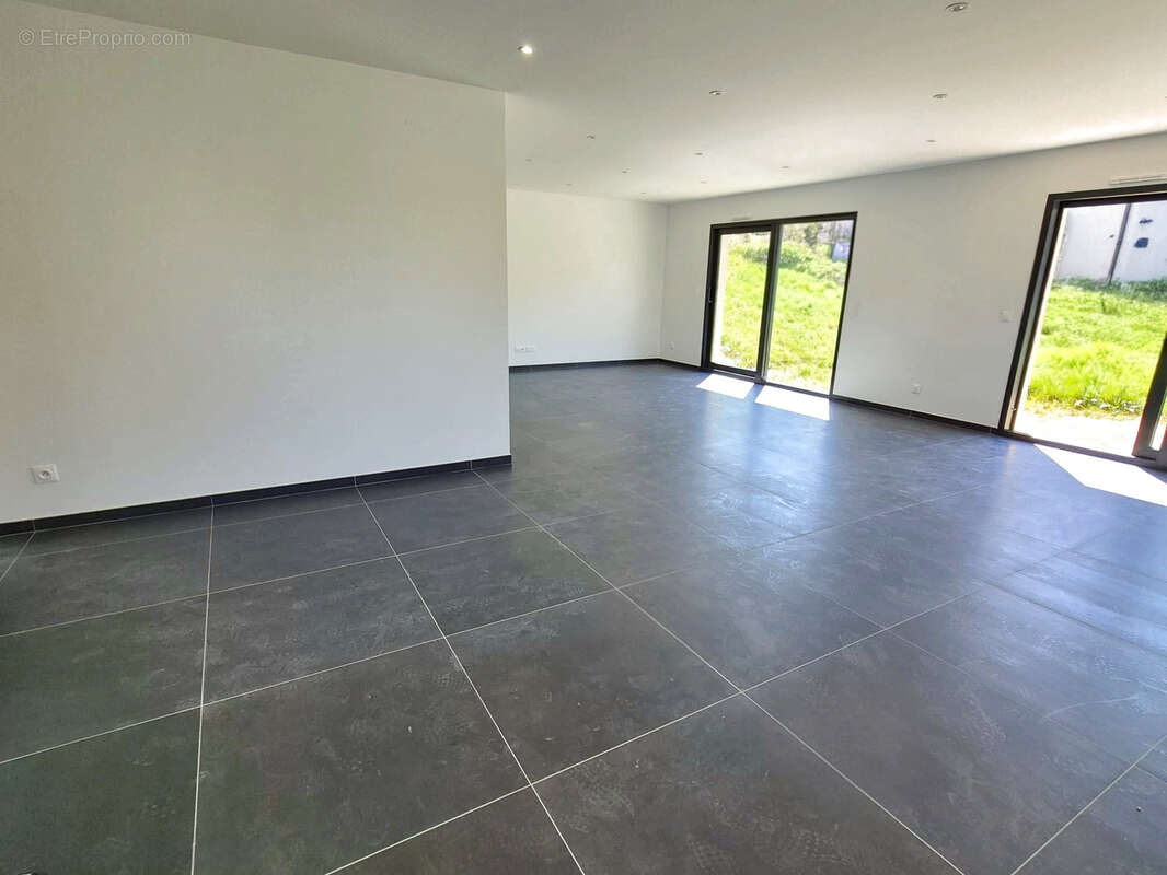 Magnifique villa de 2024-T4 de 130 m2- Saint Cergues - photo 6