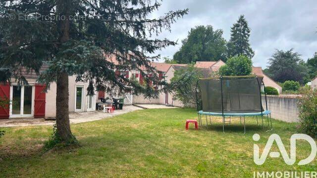 Photo 1 - Maison à BONNELLES