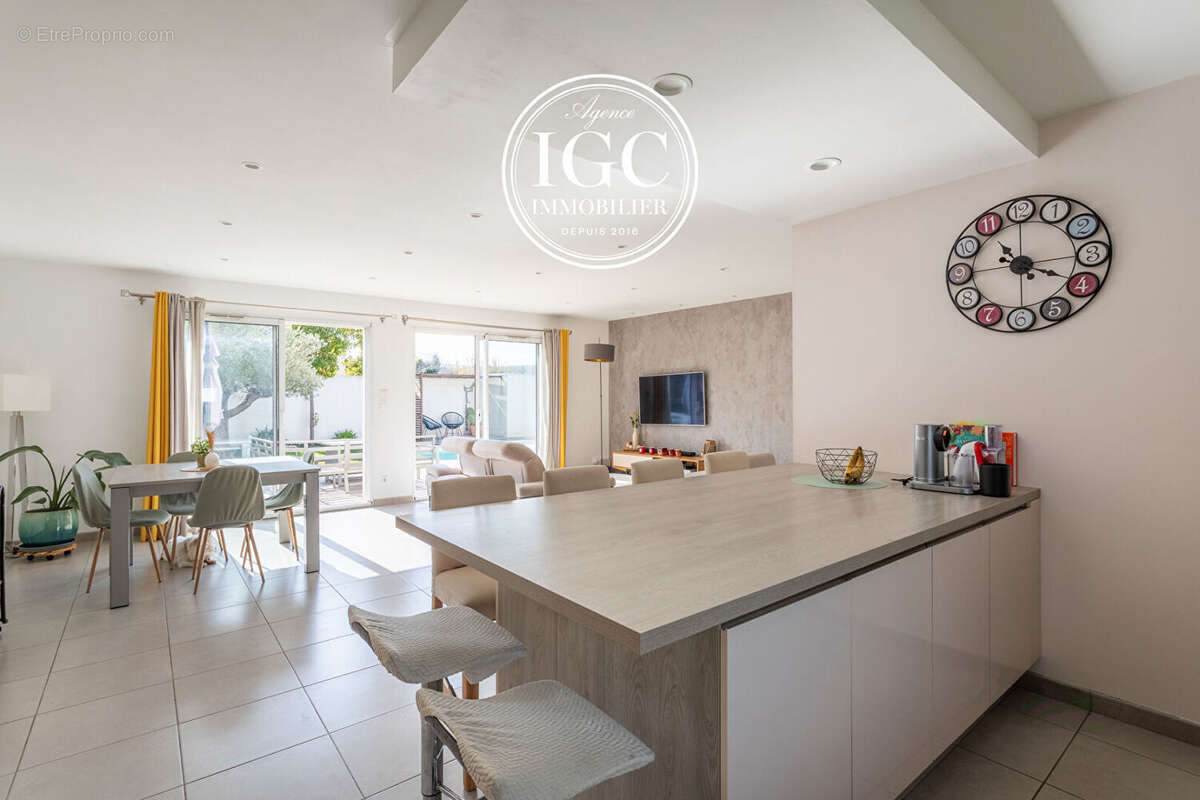 Maison à GIGNAC-LA-NERTHE