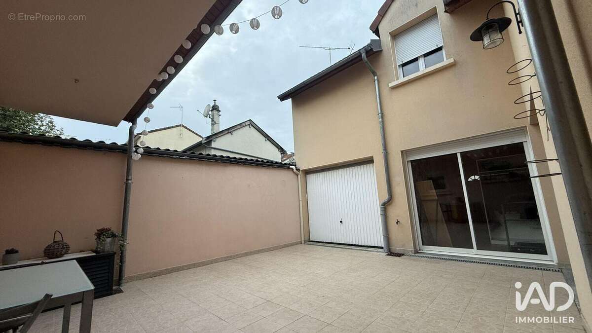 Photo 2 - Maison à REIMS