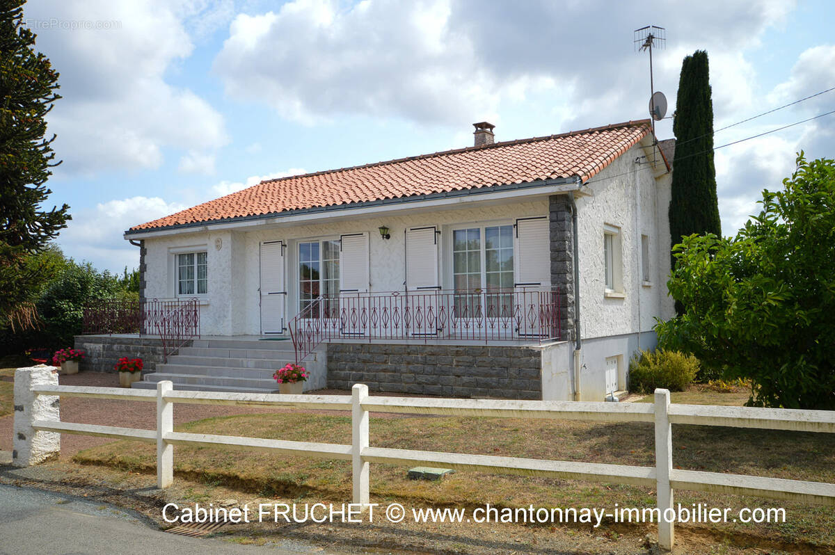 Maison à LE BOUPERE