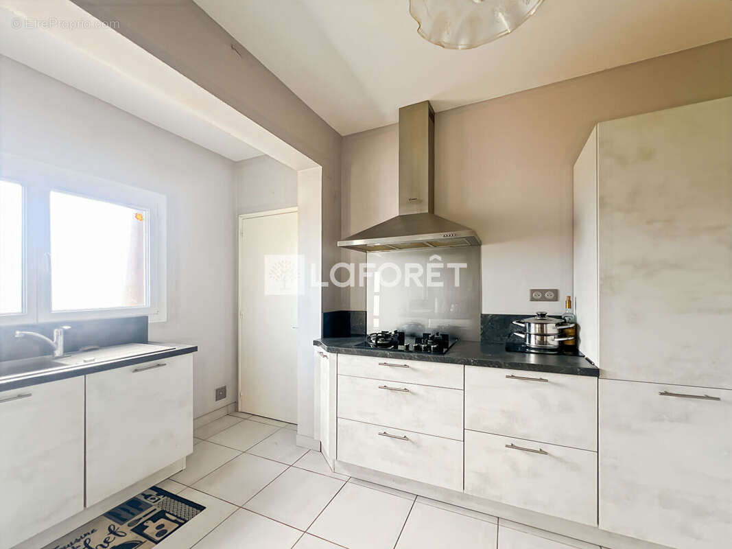 Maison à LES BILLAUX