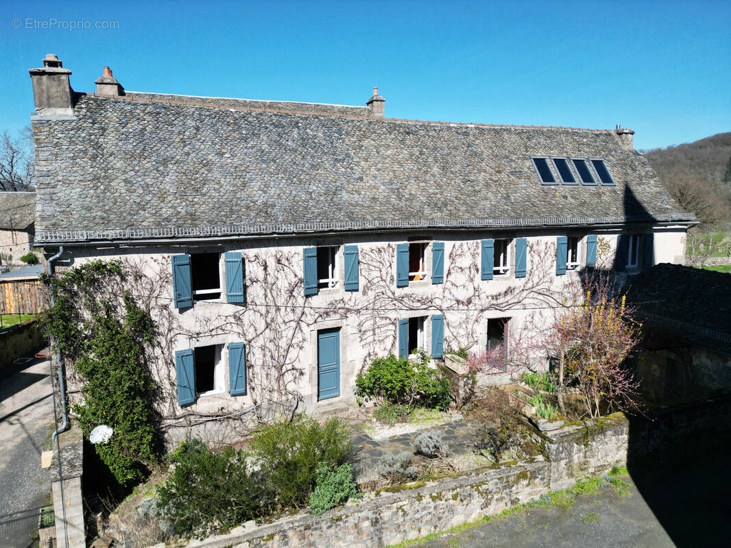 Maison à GOLINHAC