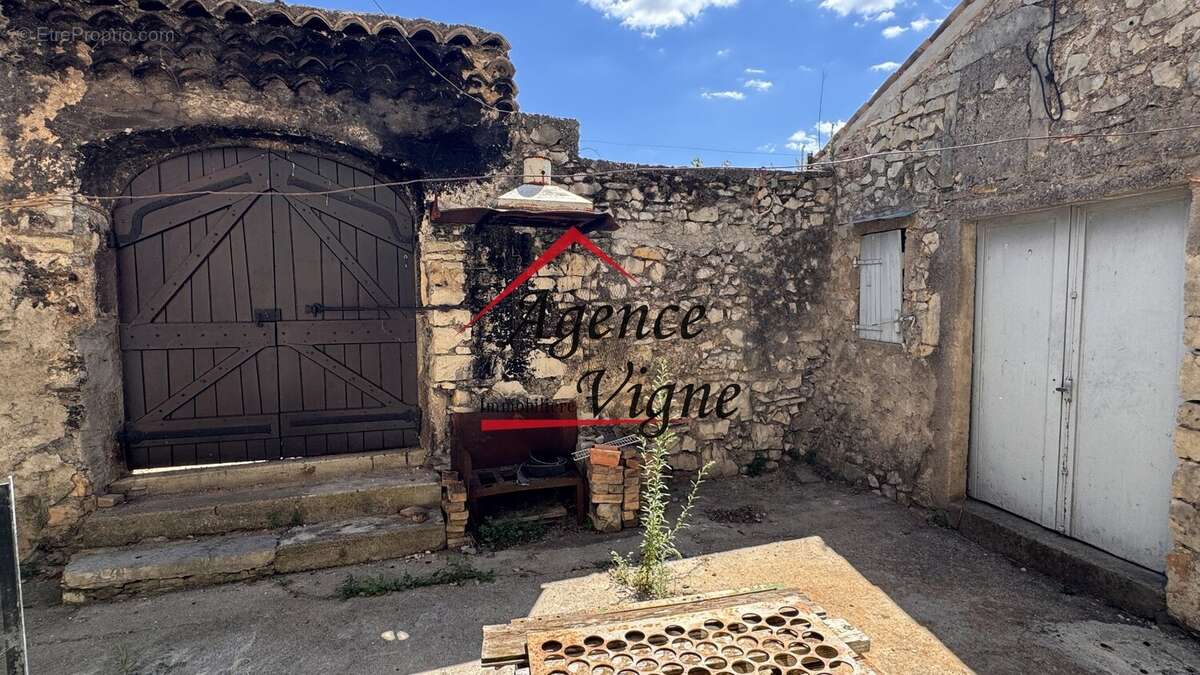 A l'orée de village - photo 17