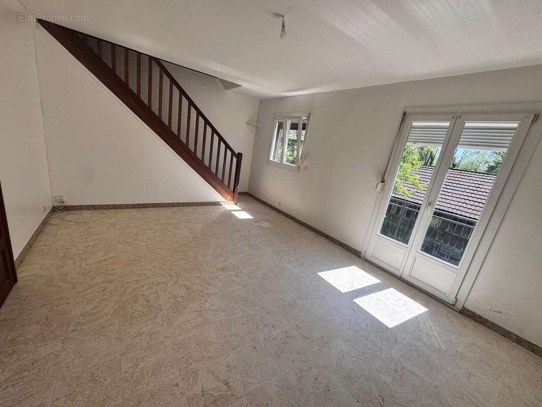 Maison à BERZY-LE-SEC