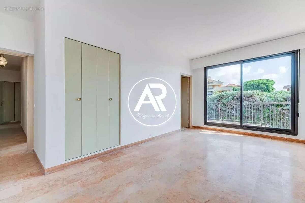 Nice // collines ouest  - villa californienne - photo 24
