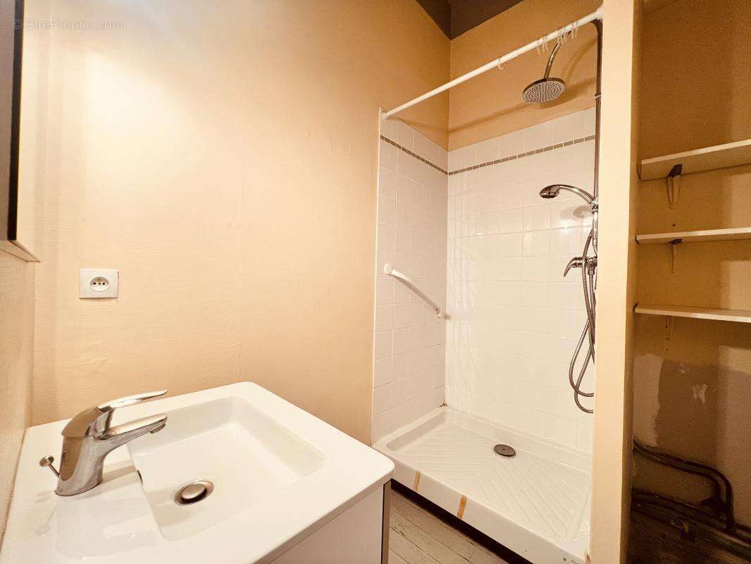 Appartement à AIXE-SUR-VIENNE