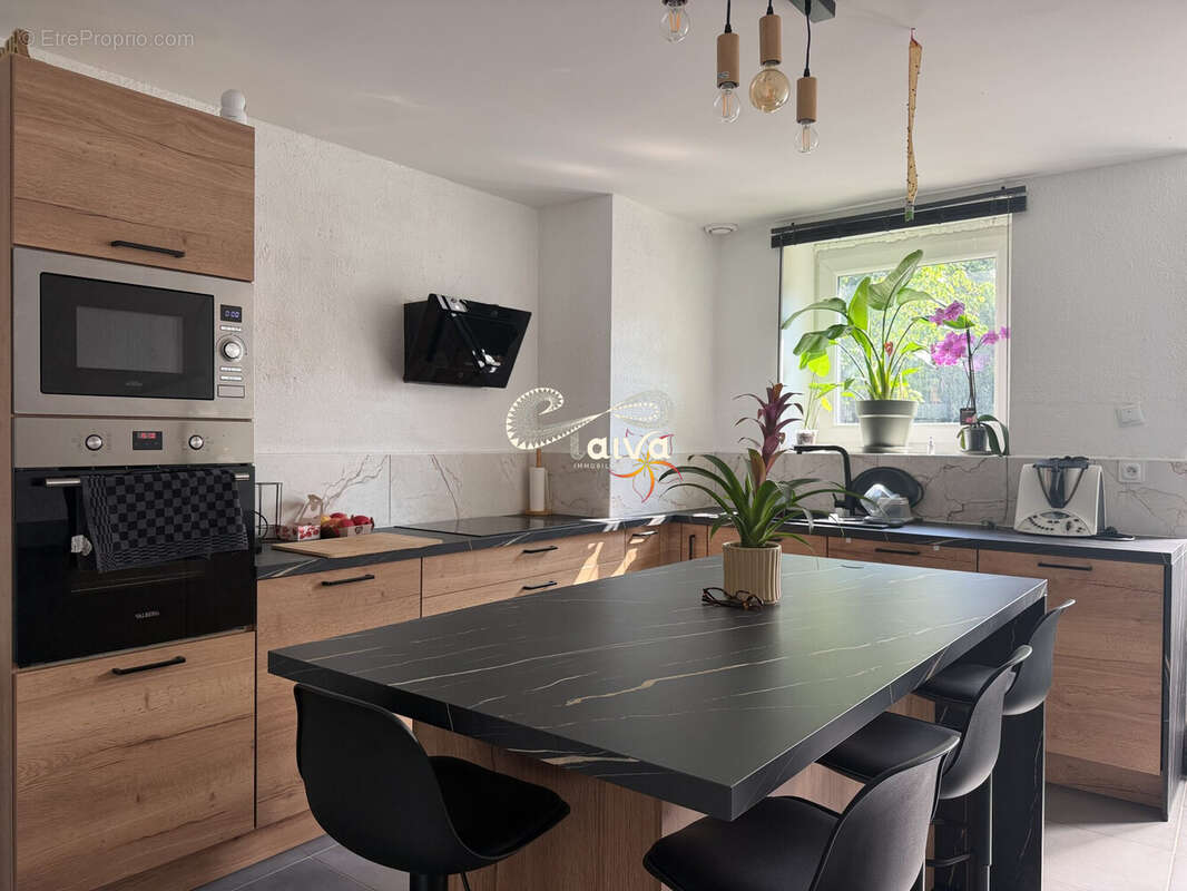 Maison 105 m² à Lourmais  - photo 5