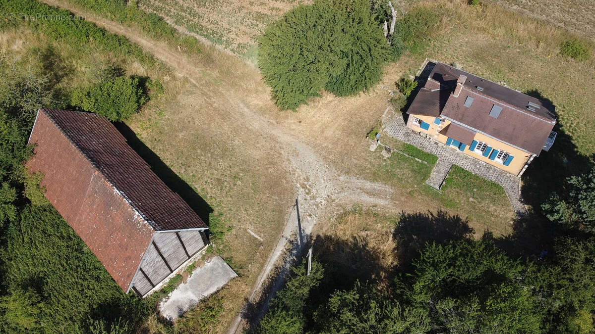 Maison à AUBIGNY-SUR-NERE