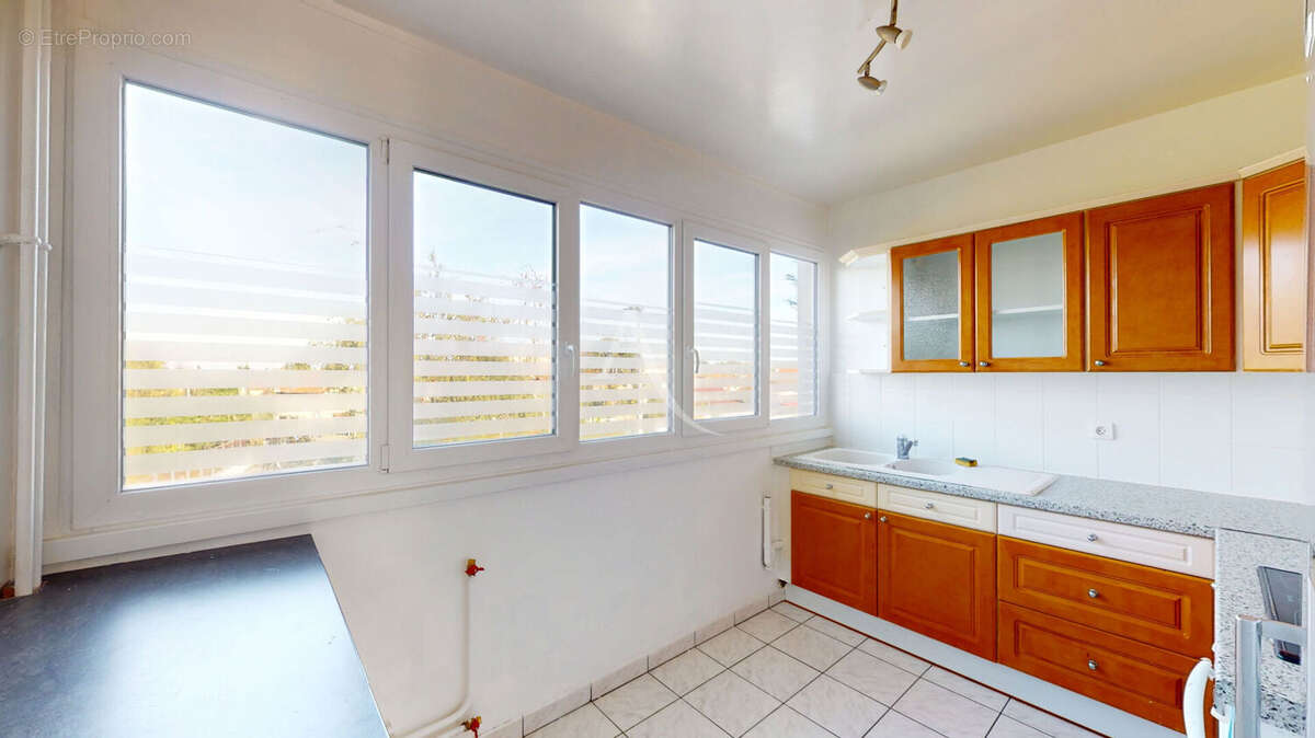 Appartement à VILLEMOMBLE