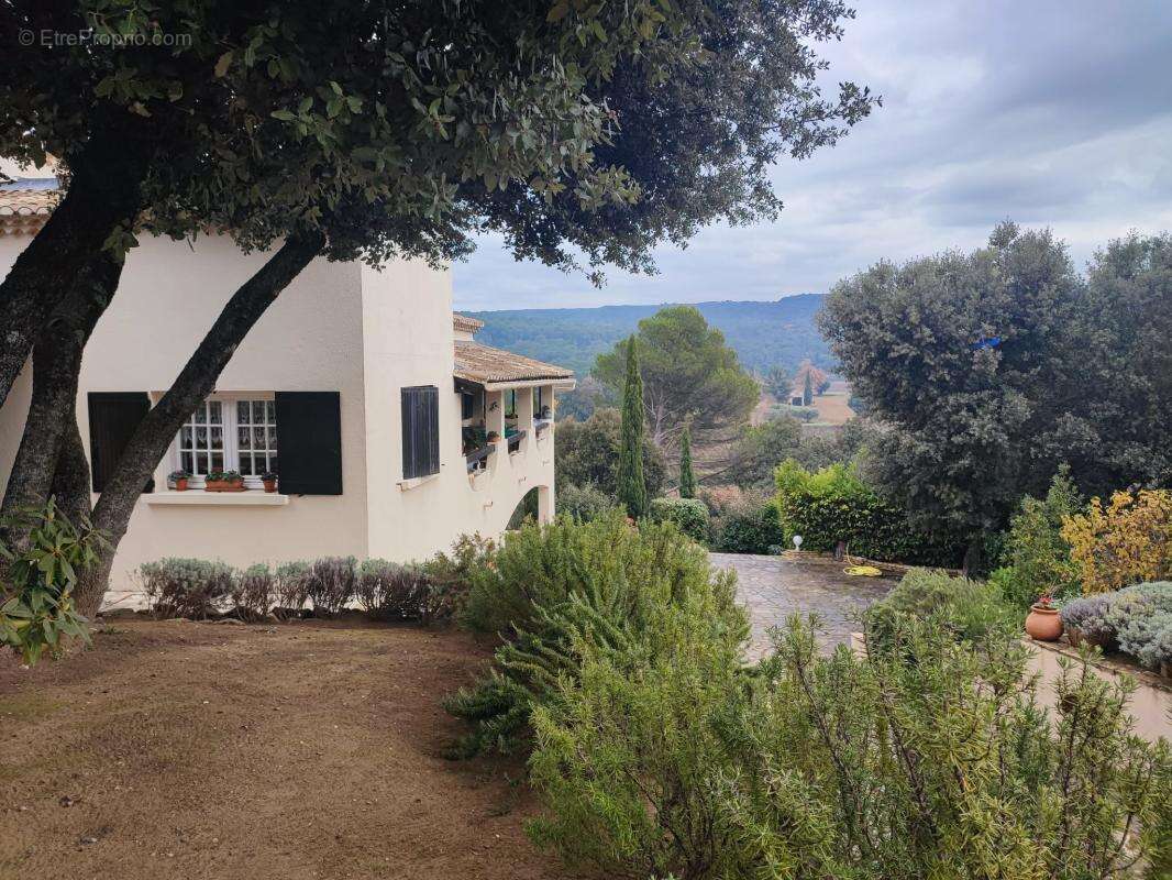 Maison à BAGNOLS-SUR-CEZE