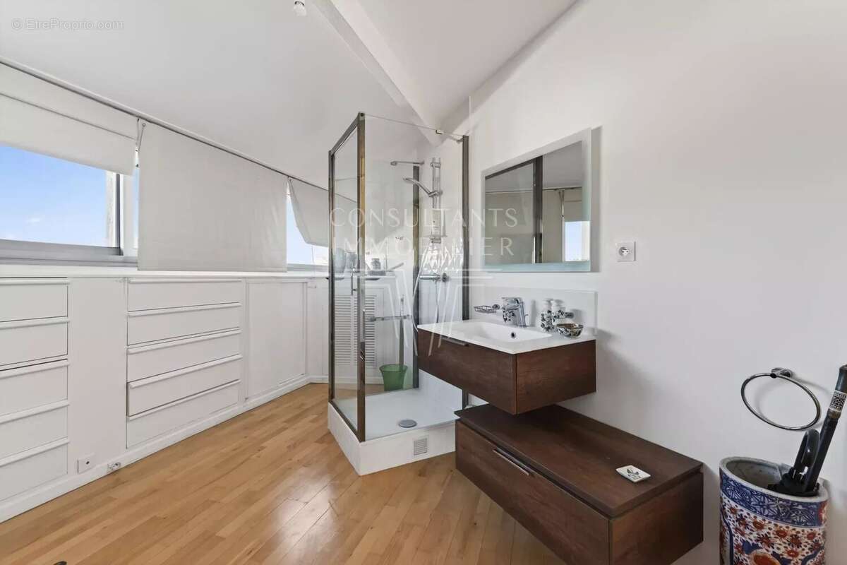 Appartement à BOULOGNE-BILLANCOURT