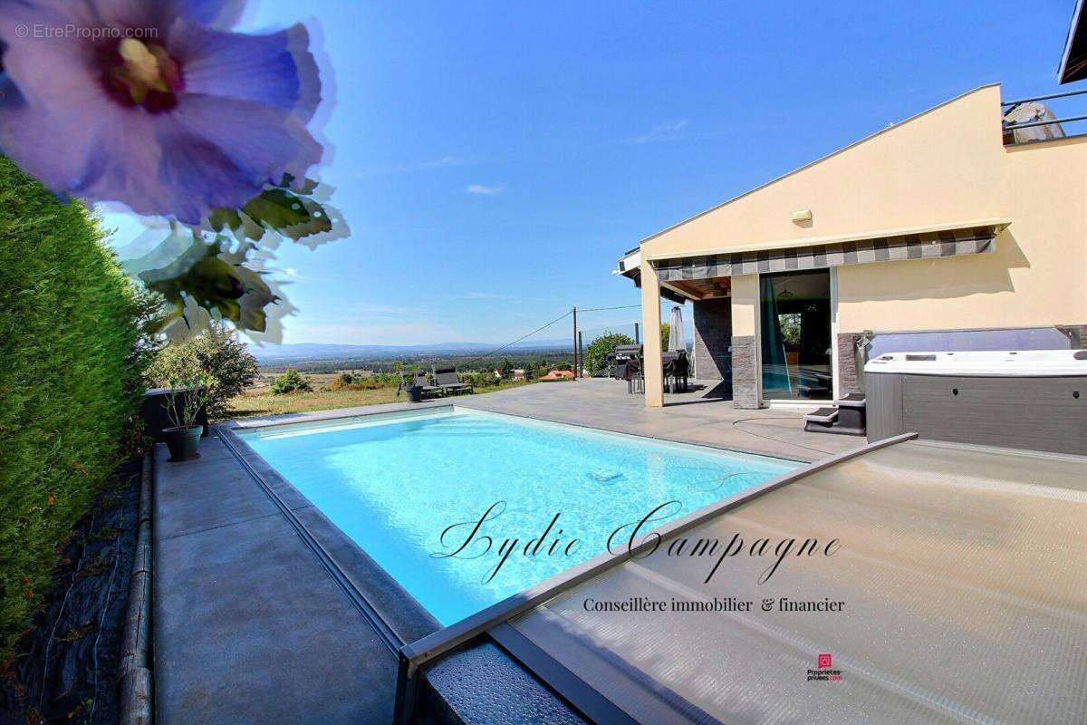 Maison à SAINT-GALMIER