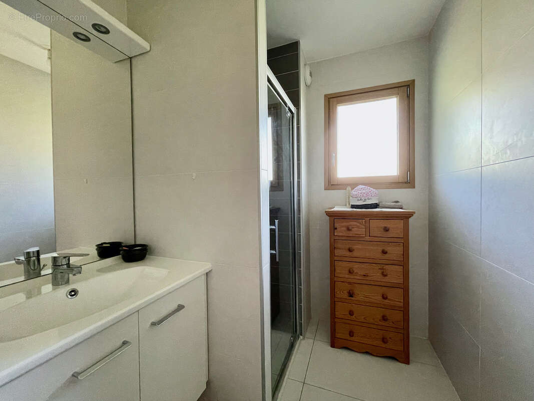 Appartement à DIVONNE-LES-BAINS