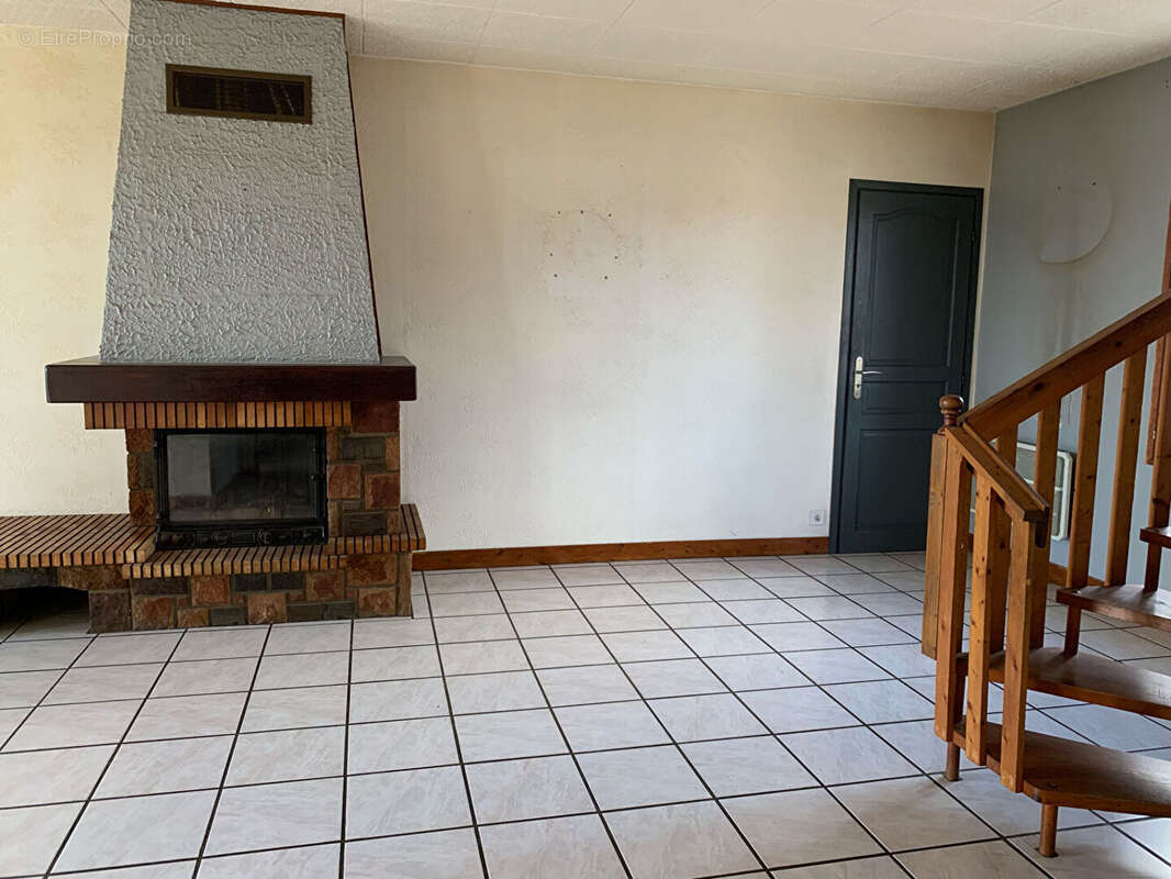 Maison à SAINT-LUBIN-DES-JONCHERETS