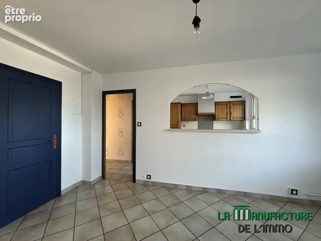 Saint etienne bergson bel air - appartement t4 avec 3 chambres balcon et parking collectif - photo 5