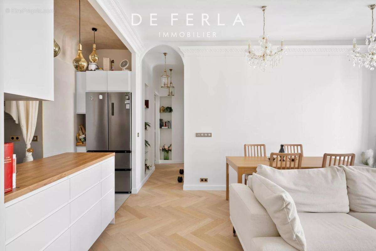 Appartement à PARIS-2E