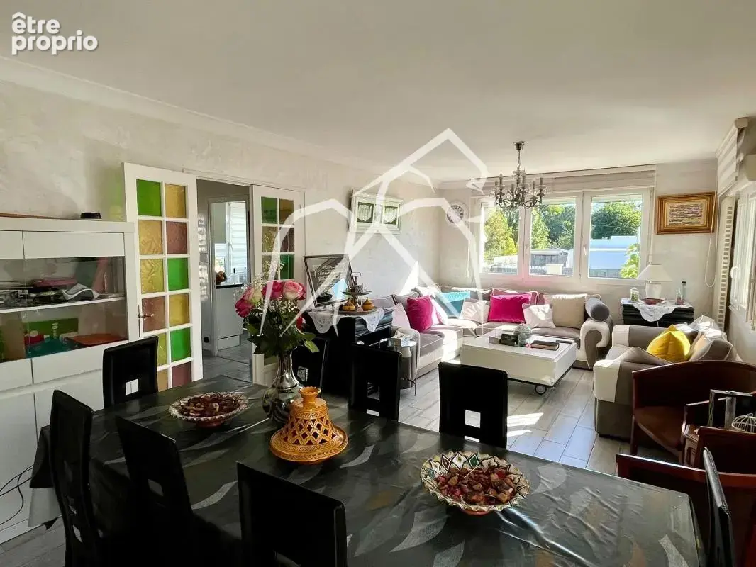 Maison familiale semi plain-pied 11 pièces  266 m²  Avec 1 studio vendu loué  SAINT-ETIENNE-DU-ROUVRAY 76800 - photo 6