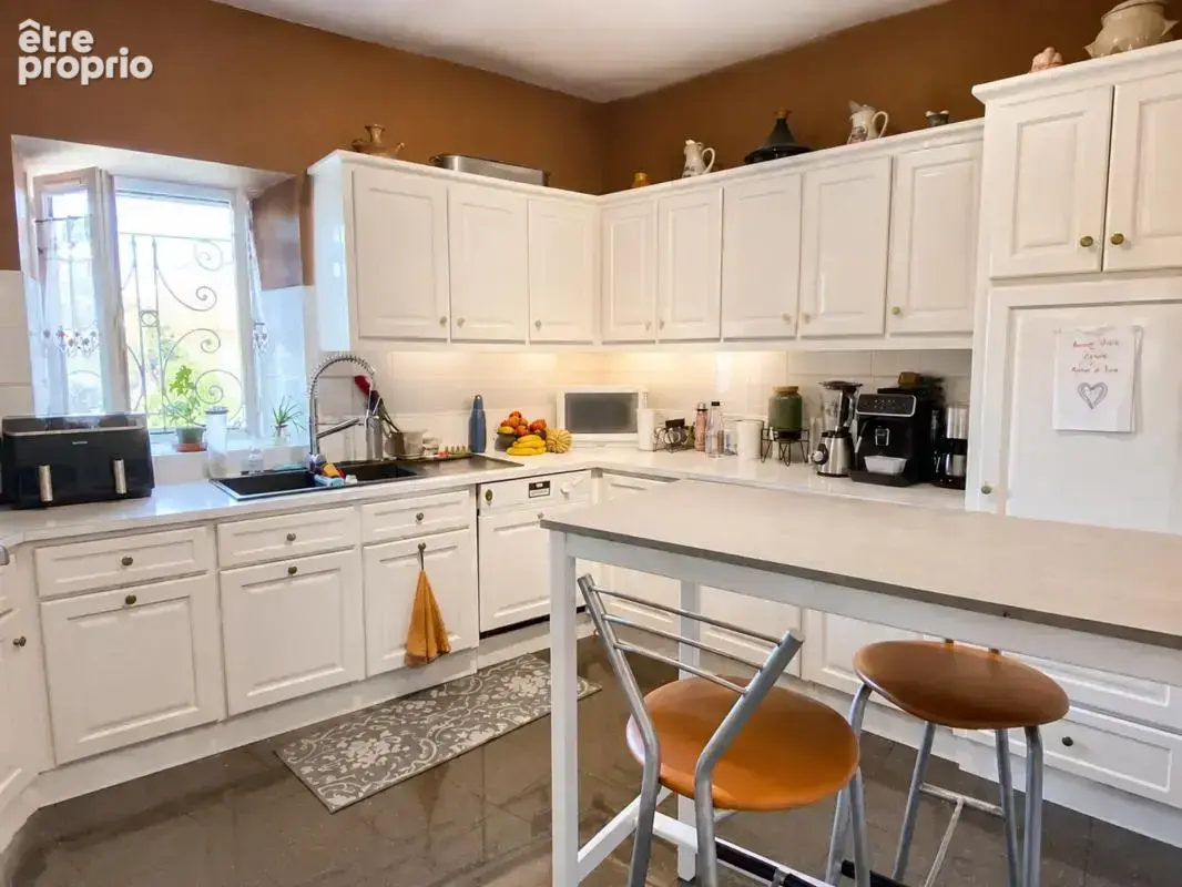 Maison de 7 pièces, 5 chambres, 234 m2 à Villefagnan - photo 6
