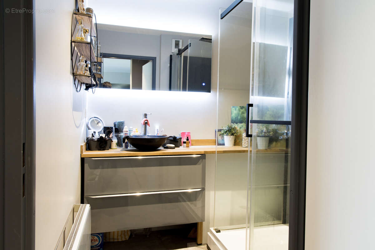 appartement T2 45M2 en coeur de ville avec balcon - photo 5