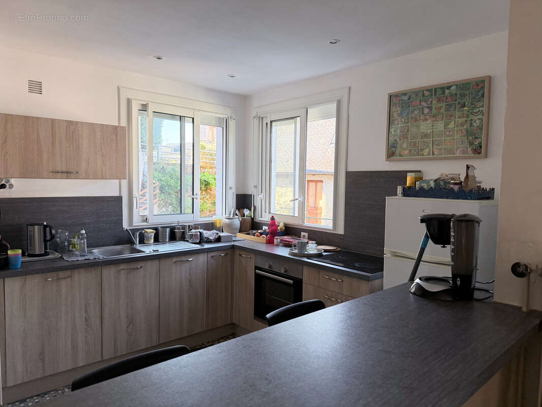 Maison de bourg avec terrasse - photo 3