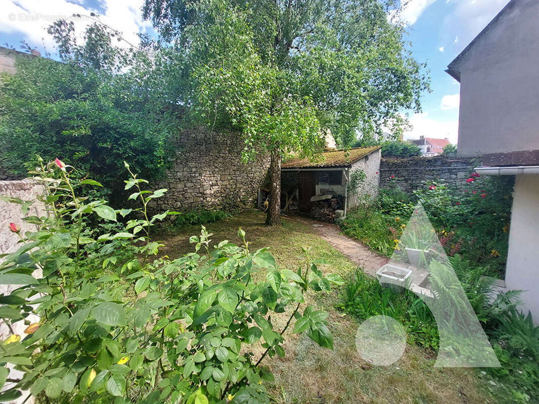 Maison à CREPY-EN-VALOIS