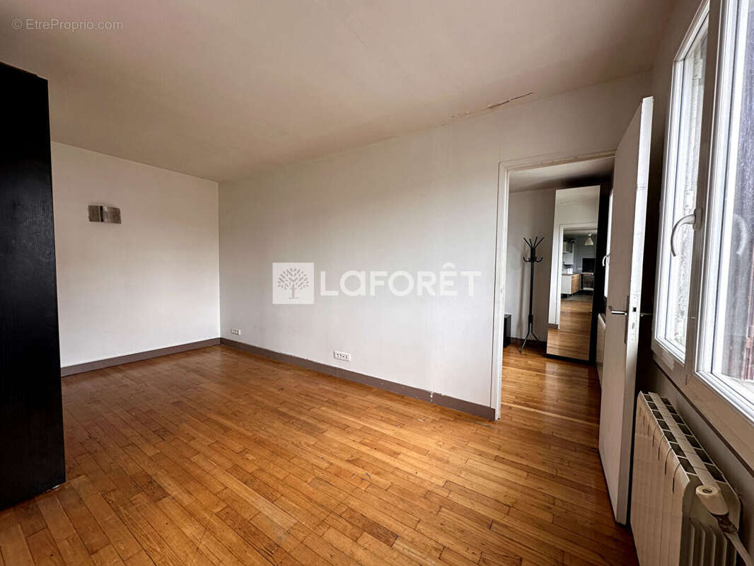 Appartement à NANTERRE