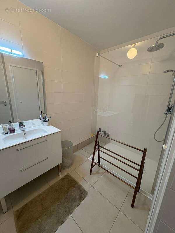 Appartement à EVIAN-LES-BAINS