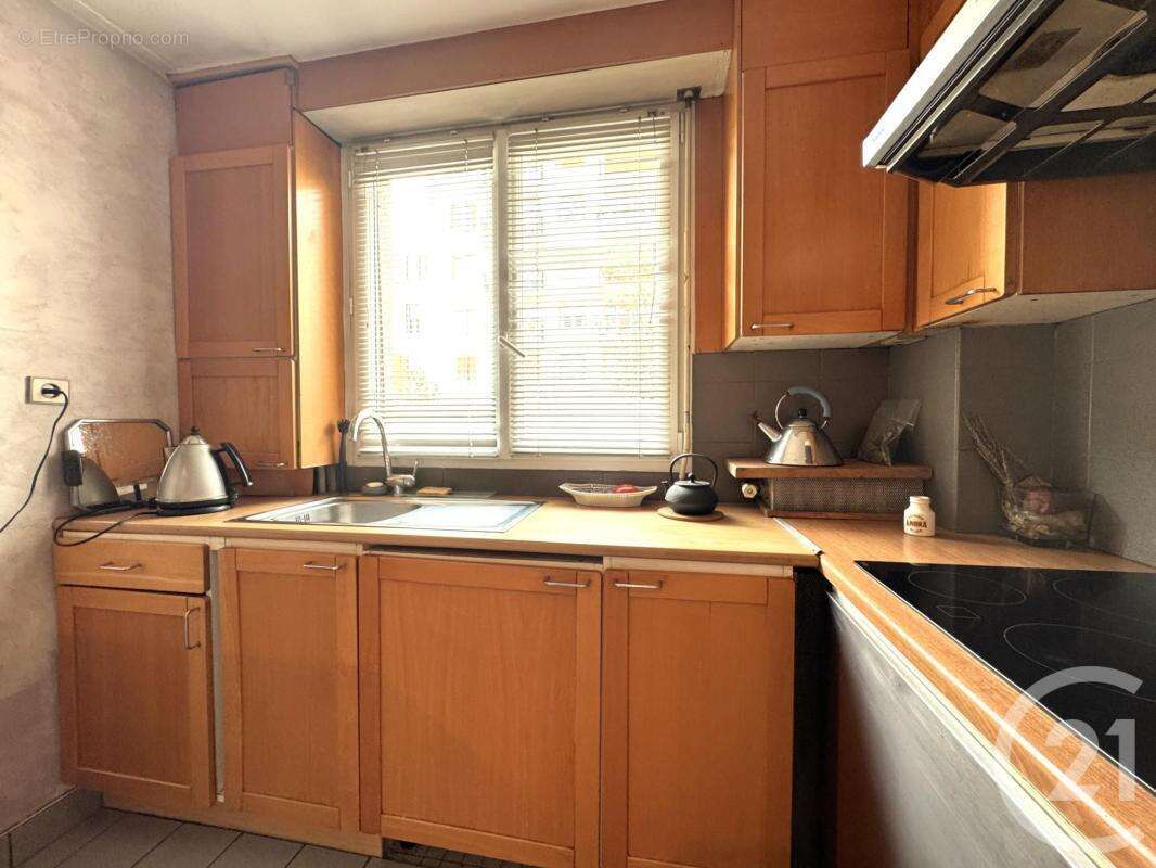 Appartement à FONTENAY-SOUS-BOIS