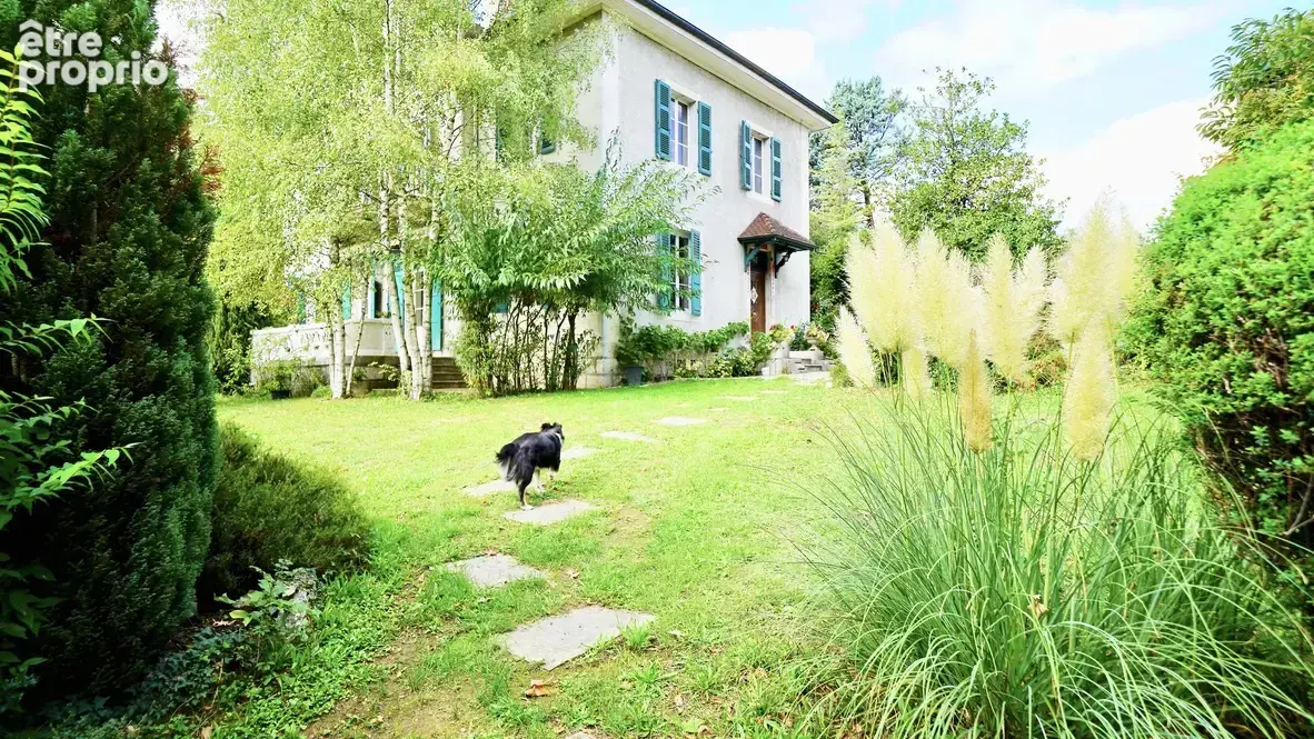 Photo Maison à Quintal au prix de 1 690 000€