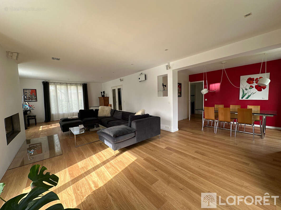 Maison à GIF-SUR-YVETTE