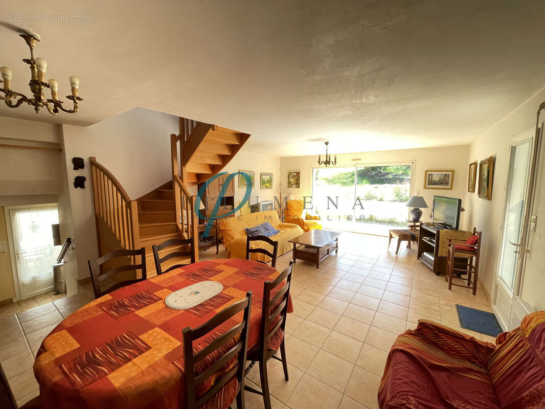 Maison à LIRE