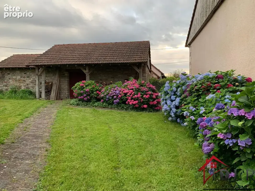 Ferme rénovée 215 m2 avec dépendances à Esboz Brest - photo 3