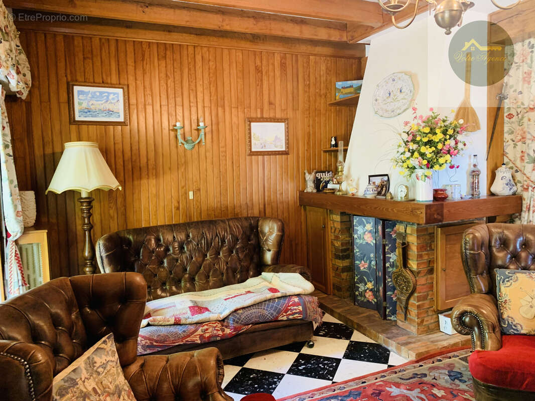 Maison à CHEROY
