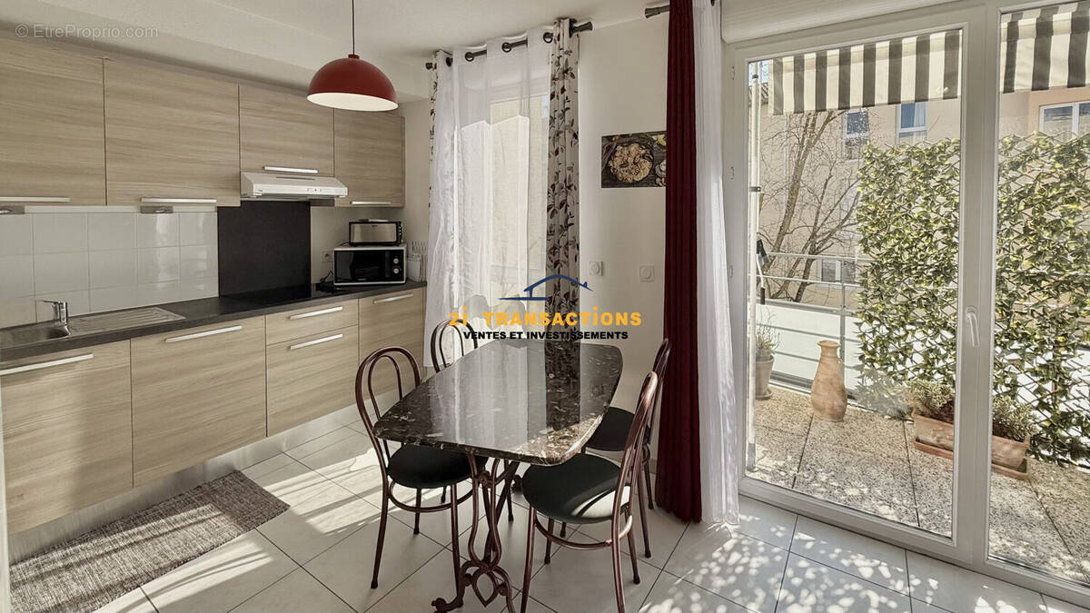 Appartement à SATHONAY-CAMP
