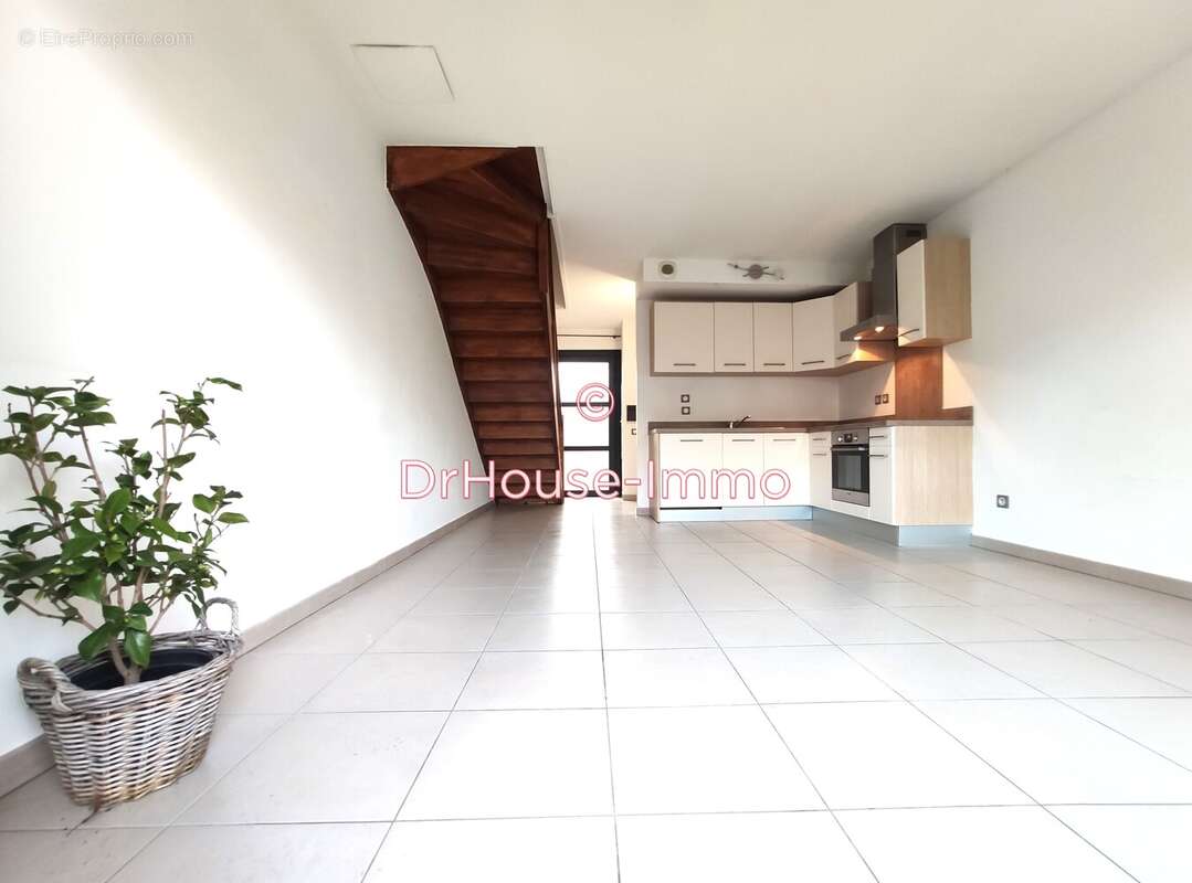 Maison à SAINT-GELY-DU-FESC