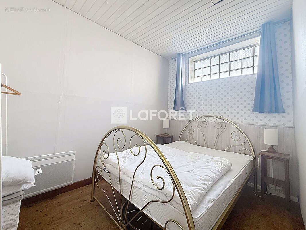 Maison à LA BREE-LES-BAINS