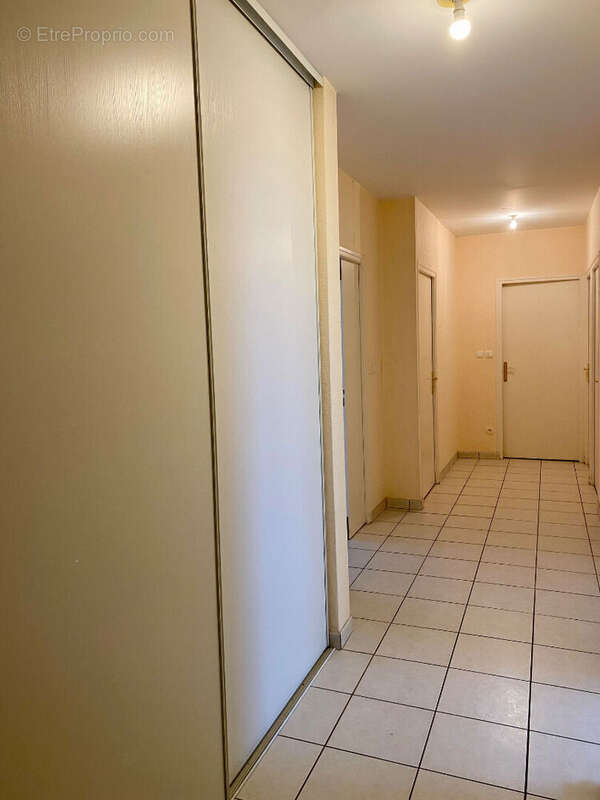 Appartement à MONTCEAU-LES-MINES