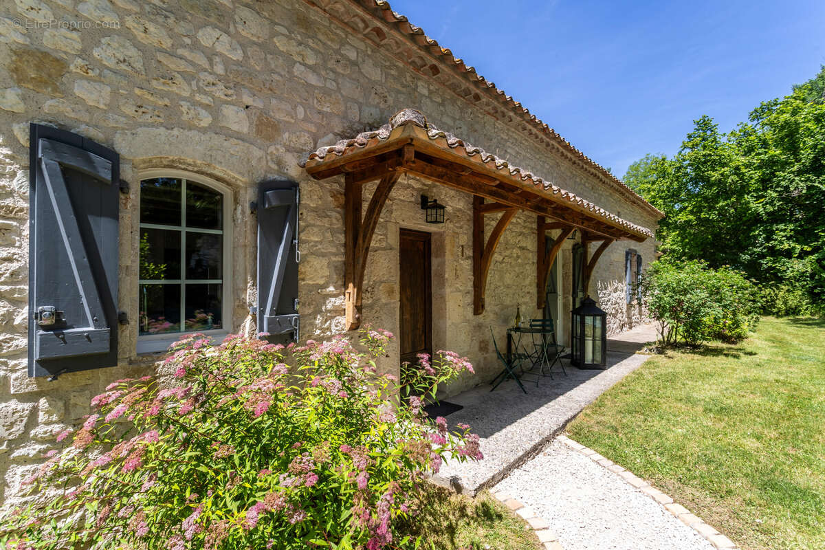Maison à LAUZERTE
