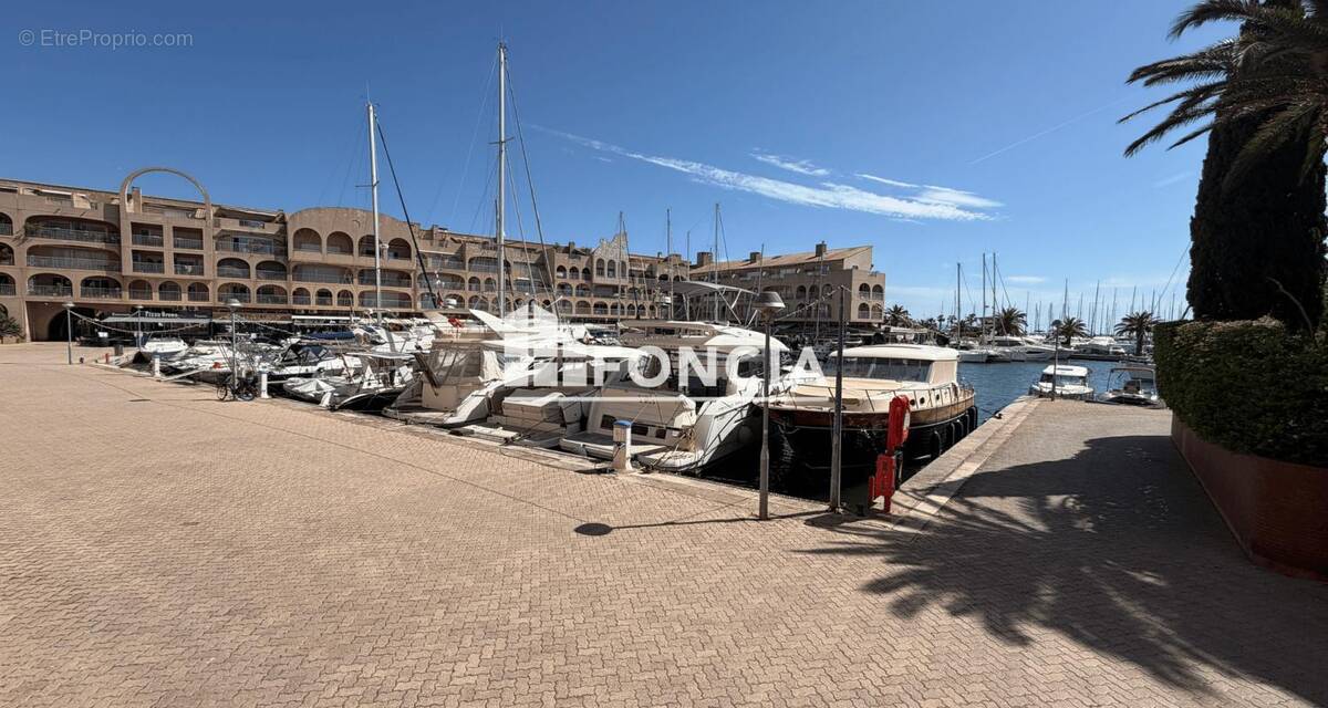 Appartement à HYERES