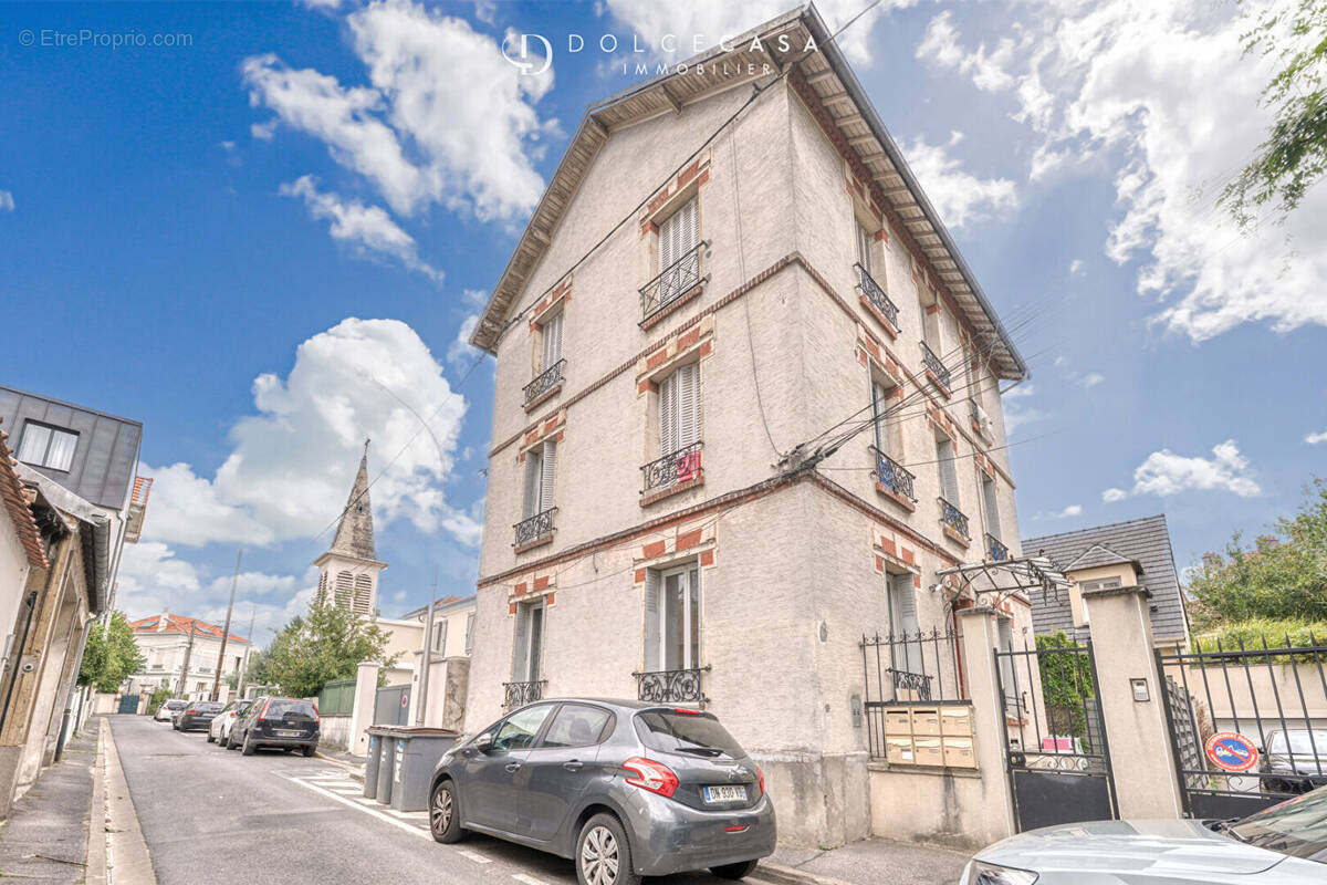 Appartement à LE PERREUX-SUR-MARNE