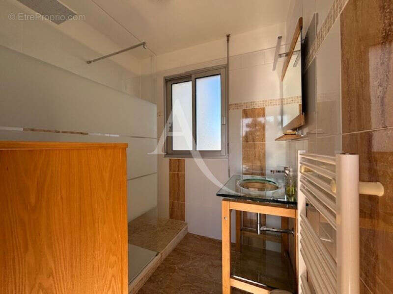 Maison Saint Vincent Sur Jard 9 pièce(s) 204 m2 - photo 12
