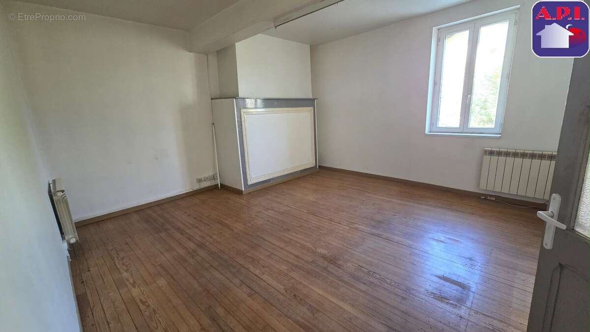 Maison 83 m² à Cante  - photo 4