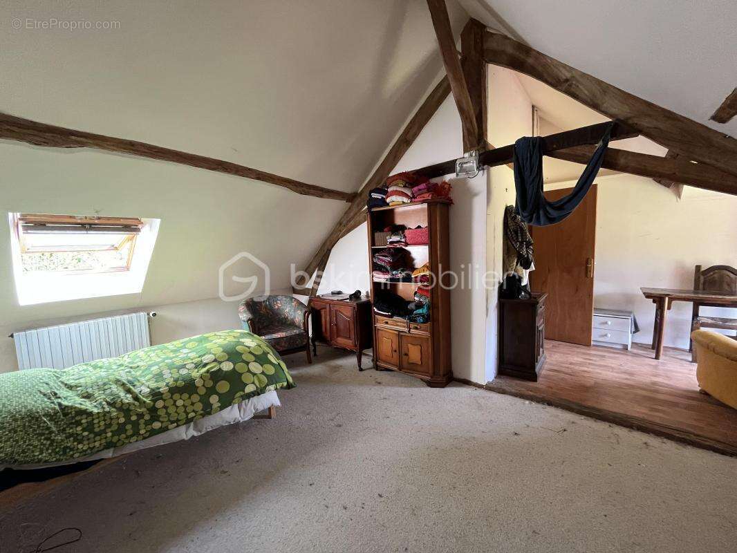 Maison 170m2 avec bâtiment annexe et dépendances sur 1,6 Ha - photo 23